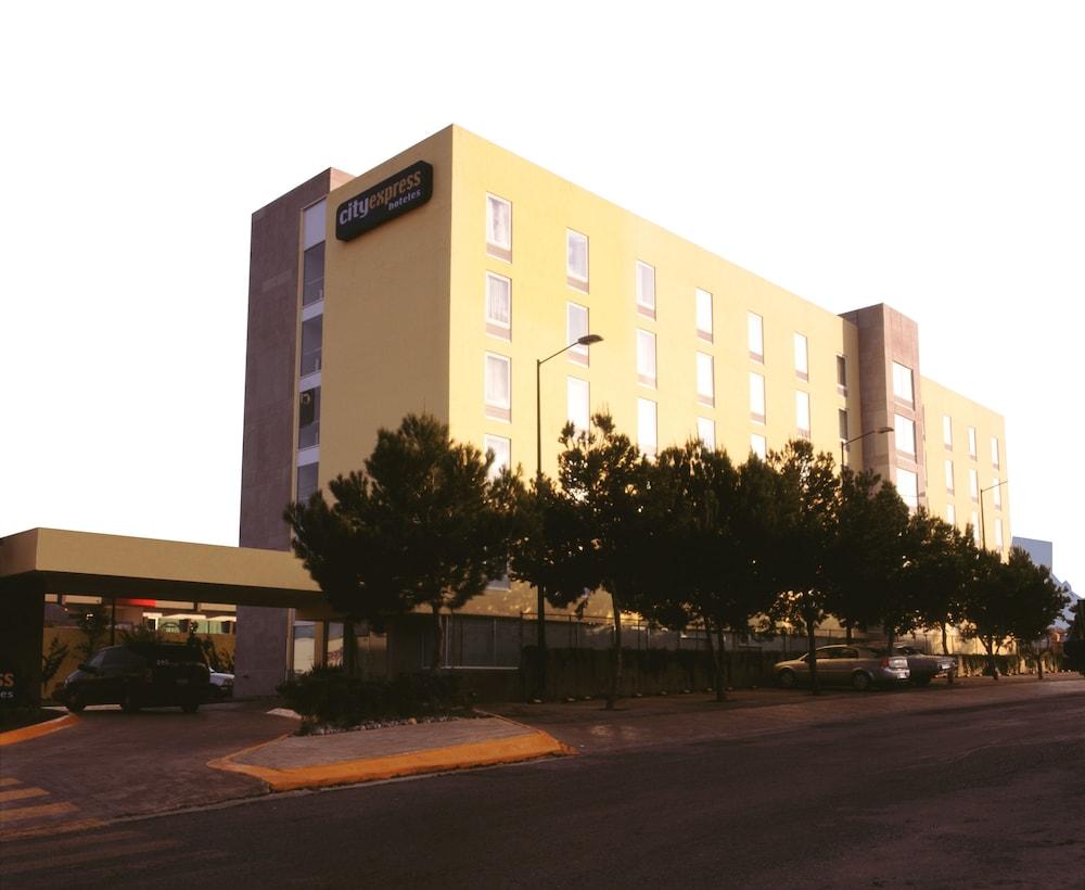 City Express By Marriott Saltillo Norte Екстериор снимка